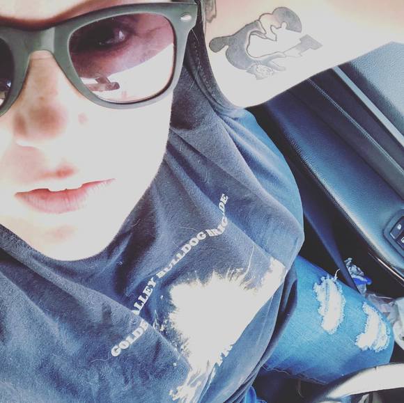 Meet your Posher, Whitney - Picture 1 of 1